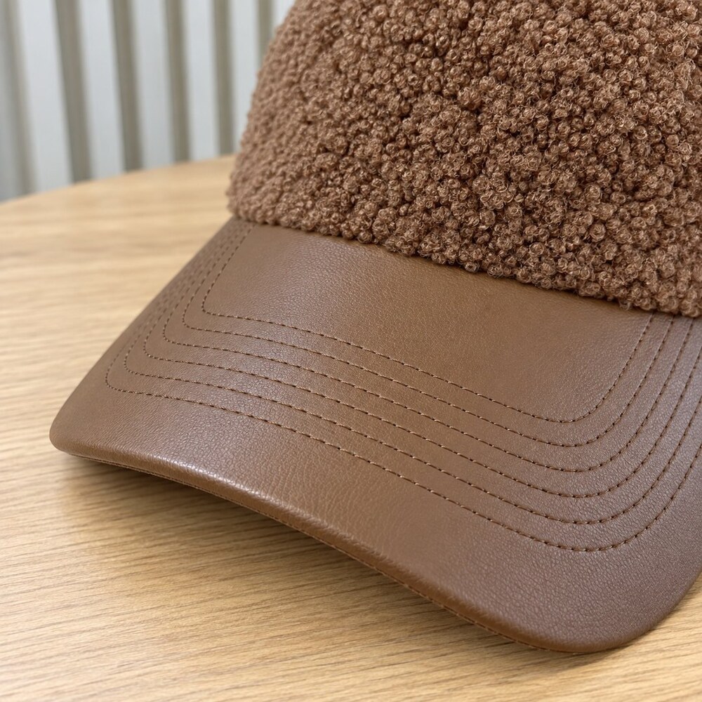 Balenciaga Teddy Leather Brown Cap - Picture 6 of 6